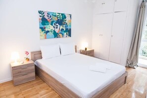 2 habitaciones, tabla de planchar con plancha, wifi y ropa de cama 