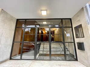 Exterior detail - Fully renovated modern beauty in Central Athens (Athens)