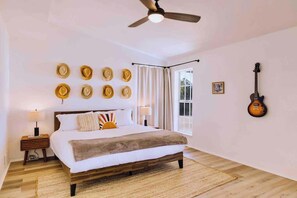 3 habitaciones, tabla de planchar con plancha, cuna de viaje y wifi