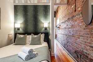 1 Schlafzimmer, Schreibtisch, Bügeleisen/Bügelbrett, kostenloses WLAN