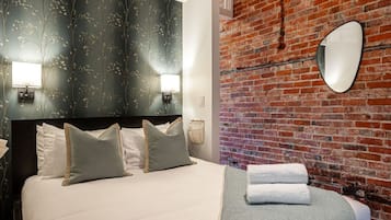 1 Schlafzimmer, Schreibtisch, Bügeleisen/Bügelbrett, kostenloses WLAN