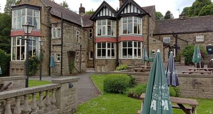 Sir William Hotel