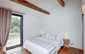 3 chambres, lit parapluie, Wi-Fi gratuit, draps fournis