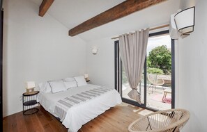 3 habitaciones, cuna de viaje, wifi gratis y ropa de cama 