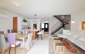 TV - Amazing home in Ille-sur-Têt (Ille-sur-Têt)