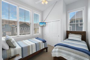 独立别墅, 1 张大床 (Poolside Paradise) | 2 多间卧室