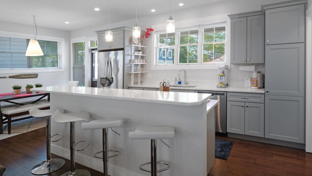 Private kitchen - Poolside Paradise (Ottawa)