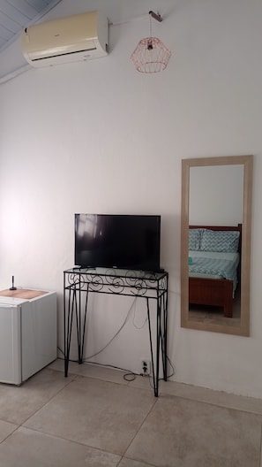 Standard Room, Partial Ocean View | Blackout curtains, iron/ironing board, free WiFi - Mansão de Pirah  (Niteroi)