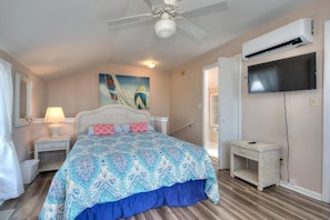 3 bedrooms, iron/ironing board, travel cot, free WiFi