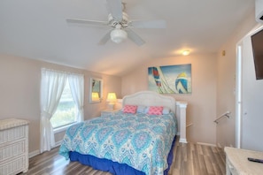 3 bedrooms, iron/ironing board, travel crib, free WiFi