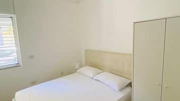 1 dormitori, wifi i roba de llit