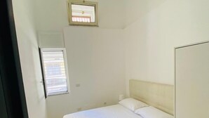 Room - Comfortable and Comfortable as at Home (Acerra)