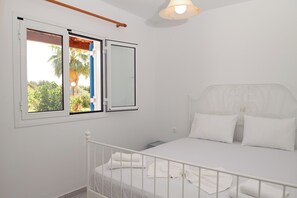 Family Apartment | Hypo-allergenic bedding, iron/ironing board - Marianthi Apartments (Hersonissos)
