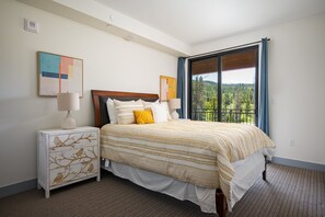 3 Schlafzimmer, Bügeleisen/Bügelbrett, Reisekinderbett, kostenloses WLAN