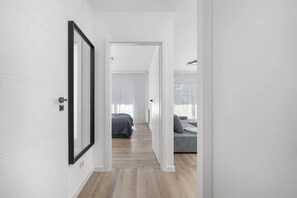 1 bedroom, iron/ironing board, WiFi, bed sheets - Spadochroniarzy 10G | Contemporary Apartment | Spa (Dziwnów)