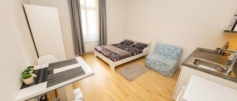 1 bedroom, iron/ironing board, WiFi, bed sheets