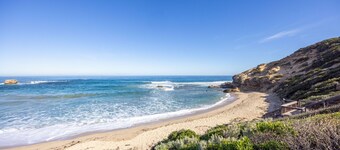 OCEANIC APARTMENT 10, BEACH WEDDINGS, BEACH GETAWAYS, LOVE! SORRENTO