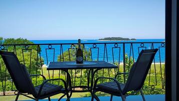 Double Room, Balcony, Sea View | Terrace/patio