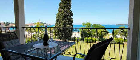 Doppelzimmer, Meerblick | Blick vom Balkon