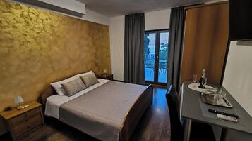 Double Room, Sea View | Free WiFi