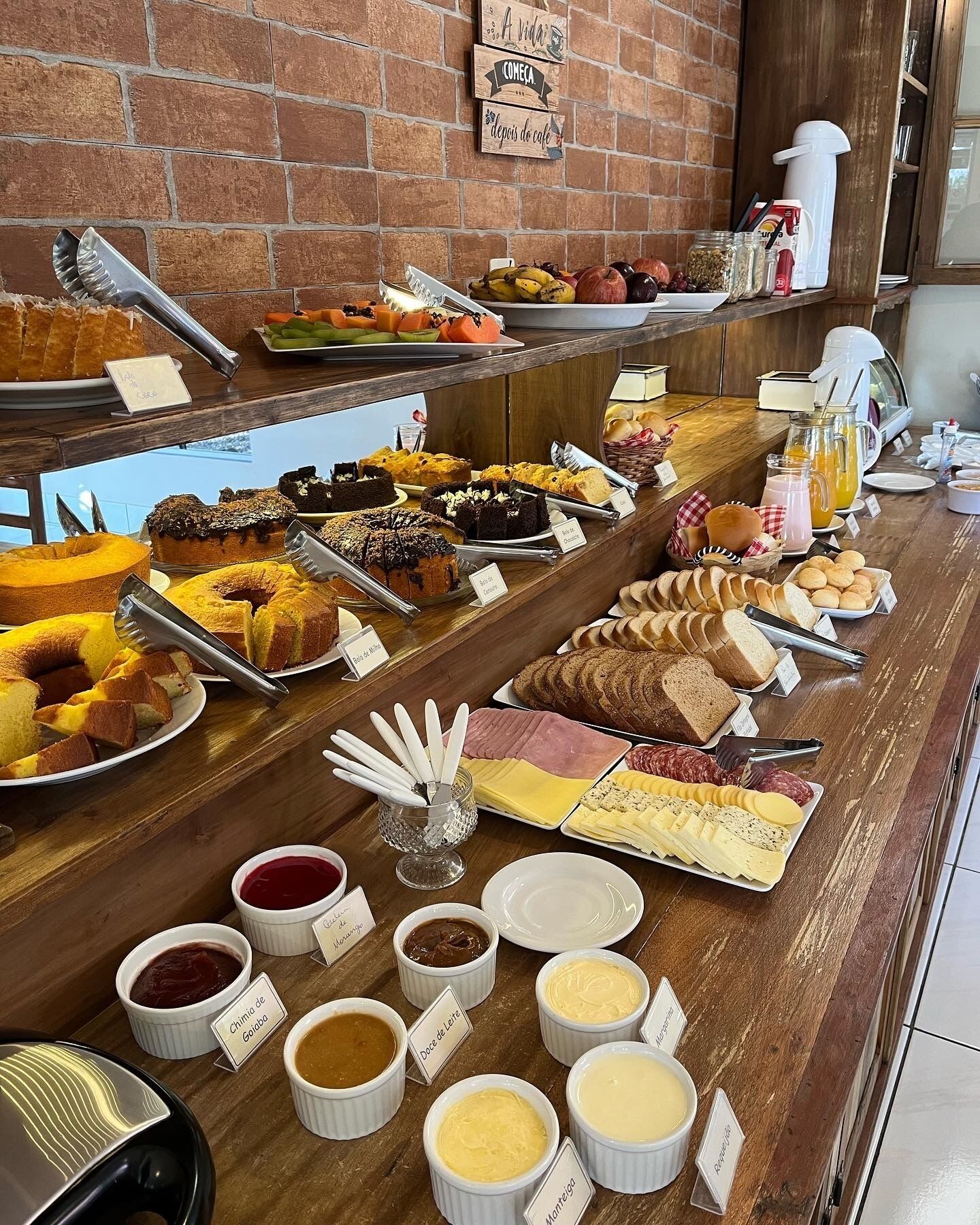 Frokostbuffé er inkludert hver dag