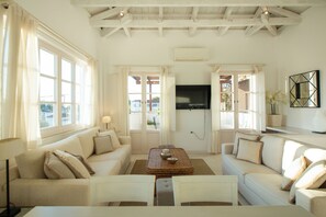 Living area - Villa Marilena Spetses (Spetses)