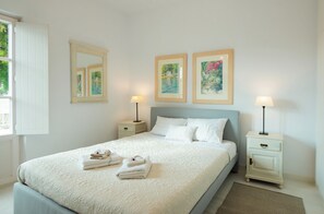 2 slaapkamers, een strijkplank/strijkijzer, gratis wifi