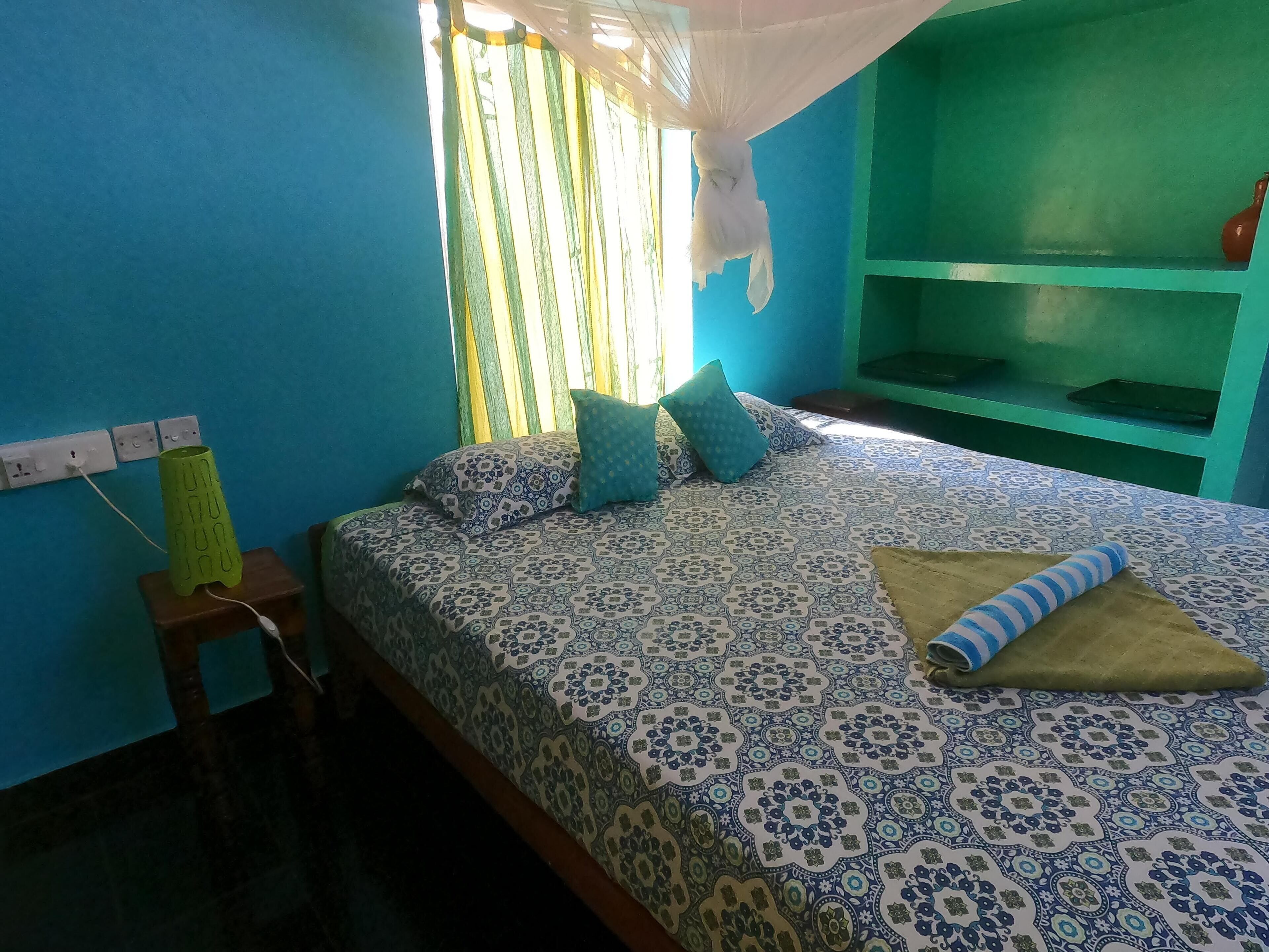 1 bedroom, WiFi, bed sheets