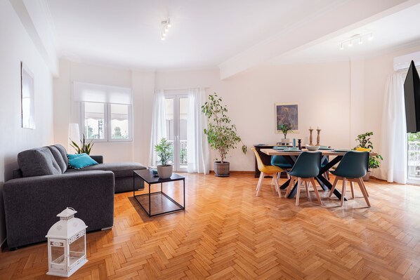 Televisión de pantalla plana