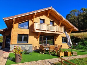 Exterior - 7pers chalet with petanque court, sauna, table soccer (Anould)