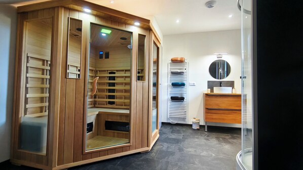 Sauna - 7pers chalet with petanque court, sauna, table soccer (Anould)