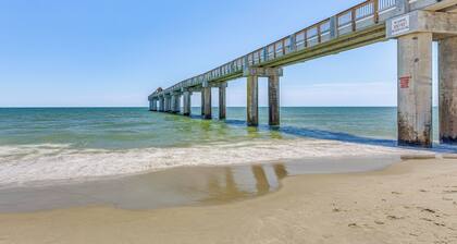 Walk to Ocean & Pier: Surfside Beach Family Escape