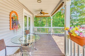 House (3 Bedrooms) | Interior - 1/2 Mi to Ocean: Sunny Surfside Beach Escape! (Surfside Beach)