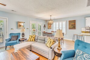 House (3 Bedrooms) | Interior - 1/2 Mi to Ocean: Sunny Surfside Beach Escape! (Surfside Beach)