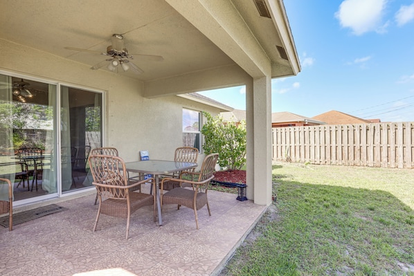 House (4 Bedrooms) | Interior