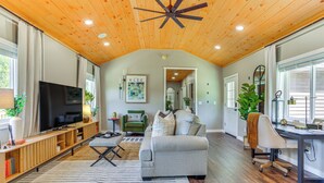 บ้านพัก (2 Bedrooms) | ภายใน
