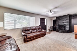 House (4 Bedrooms) | Interior - Hike + Relax Fireside! Family Getaway in Overgaard (Overgaard)