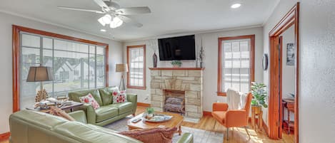 House (3 Bedrooms) | Front of property