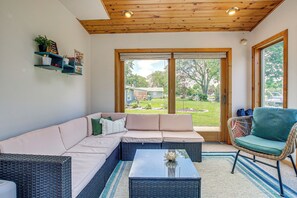 House (3 Bedrooms) | Interior - 2 Mi to Dtwn Oshkosh: Canal-front Family Getaway! (Oshkosh)