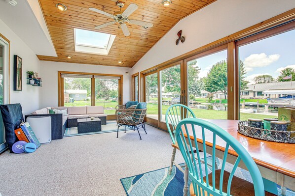 House (3 Bedrooms) | Interior - 2 Mi to Dtwn Oshkosh: Canal-front Family Getaway! (Oshkosh)