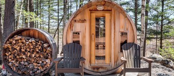'northwood Tours Escape': Hot Tub & Lake Access!