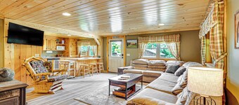 Rustic Cabin in West Danville w/ Deck & Fire Pit!