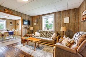 Mökki (2 Bedrooms) | Sisätilat