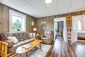 Mökki (2 Bedrooms) | Sisätilat