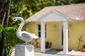 Exterior detail - 3/2 Boho Chic Retreat in NPB (North Palm Beach)