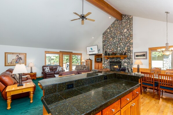 Smart TV, fireplace, video games