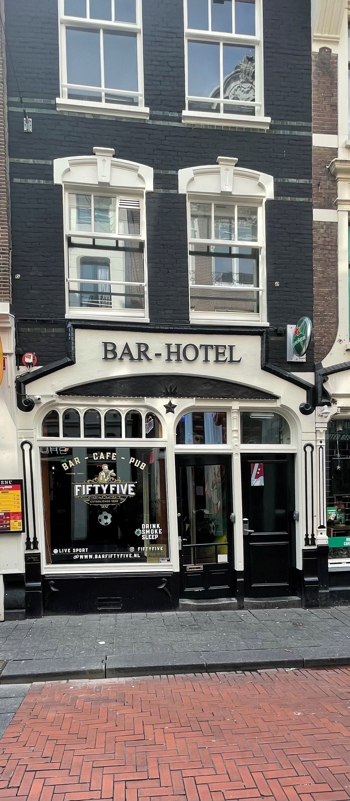 Overnatningsstedets facade