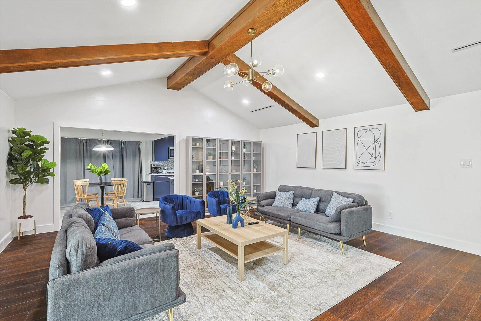 TV, fireplace, offices