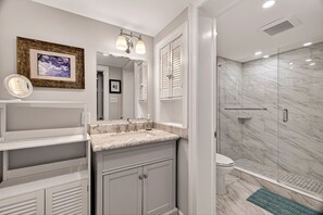 Shower, hair dryer, towels - Historic Garden Apartment on Troup Square by Lucky Savannah (Savannah)