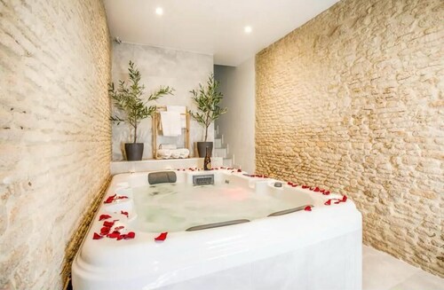 Maison individuelle avec jacuzzi et sauna en Normandie 
